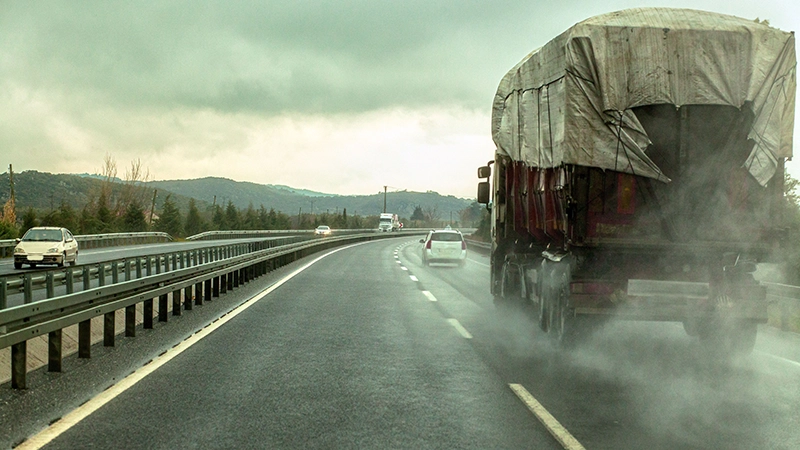 Trucking Accident Litigation: From Initial Response to Trial Strategy